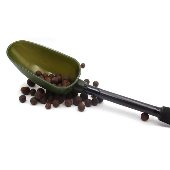 Kašika maskirna Carp Expert Throwing Spoon