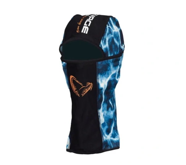 Marama Balaclava Savage Gear Marine UV - Sea Blue je udobna i prozračna marama koja štiti glavu i lice od hladnoće. Mekani materijal zadržava toplinu, a podesivi deo ispod brade omogućava sigurno prianjanje.