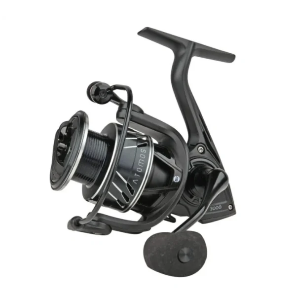 Mašinica Atomos Spin SPRO 3000 7BB Mašinica Atomos Spin SPRO 3000 – varaličarska mašinica sa laganim karbon telom i 7 ležajeva