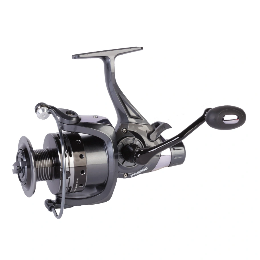 Šaranska mašinica Extra Carp Techno Carp 6000 baitrunner mašinica za šaranski i feeder ribolov sa grafitnim telom i O knob ručicom